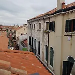 Ca' Cappello 2 With Canal View Benátky