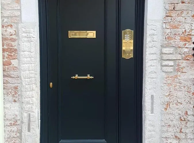 Ca' Cappello 2 With Canal View * Βενετία